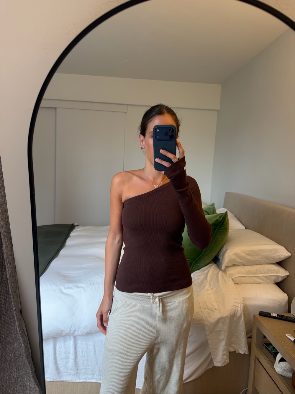 Women's One-Shoulder Long Sleeve Top in Brown